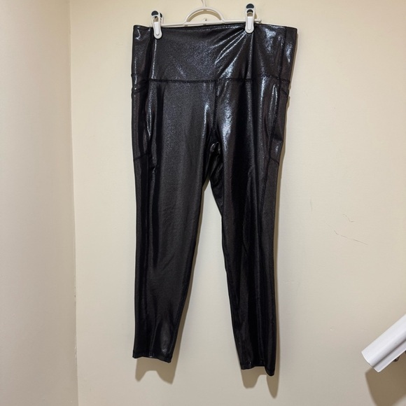Women’s GapFit Sky High Rise Power Sine Black Shiney Leggings w Pockets Size XL - Picture 2 of 16